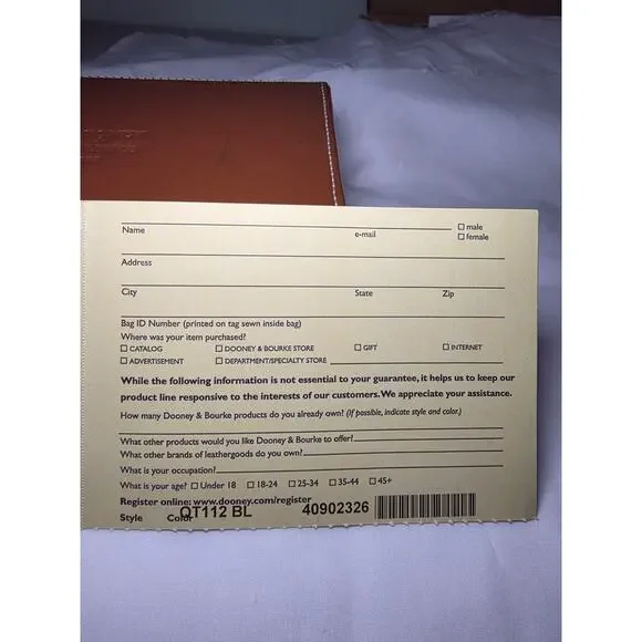 Dooney & Bourke Heritage QT112 Black Leather Wristlet Set With Box/Card/Dustbag - Picture 9 of 16